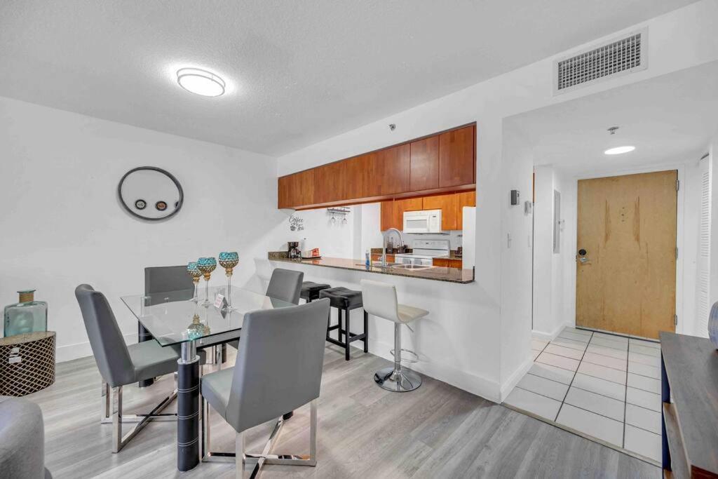 Spacious 1Bedroom Unit Brickell-Free Parking Miami Dış mekan fotoğraf